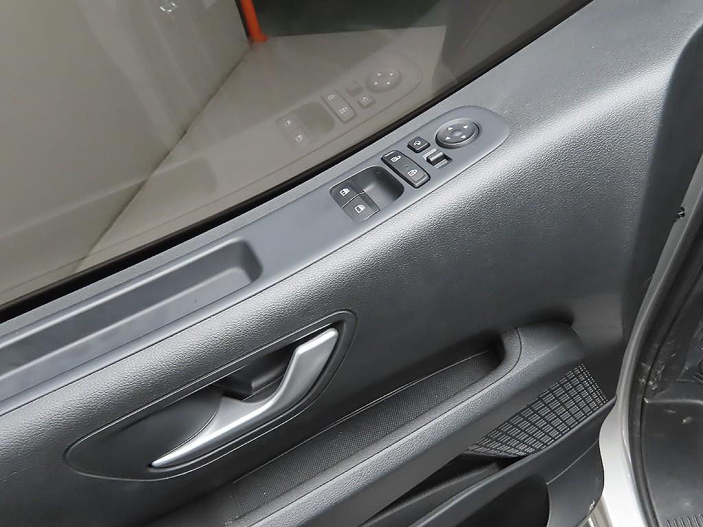 HYUNDAI Staria 2023 Gris - Importación desde Corea - HF Imports Iquique - Foto 11