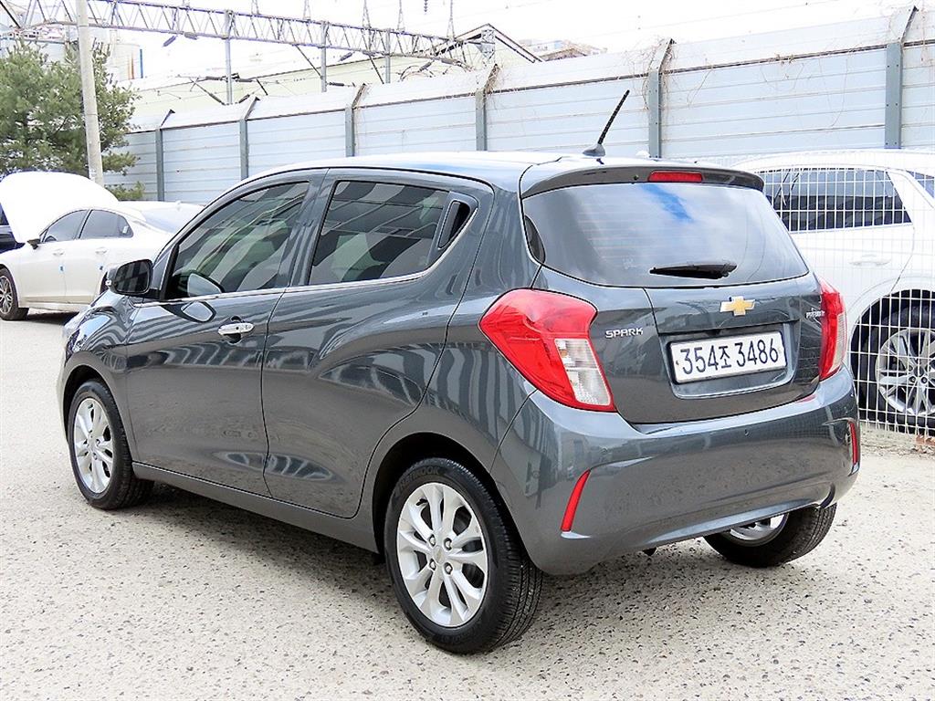 Chevrolet Spark - Vista 3