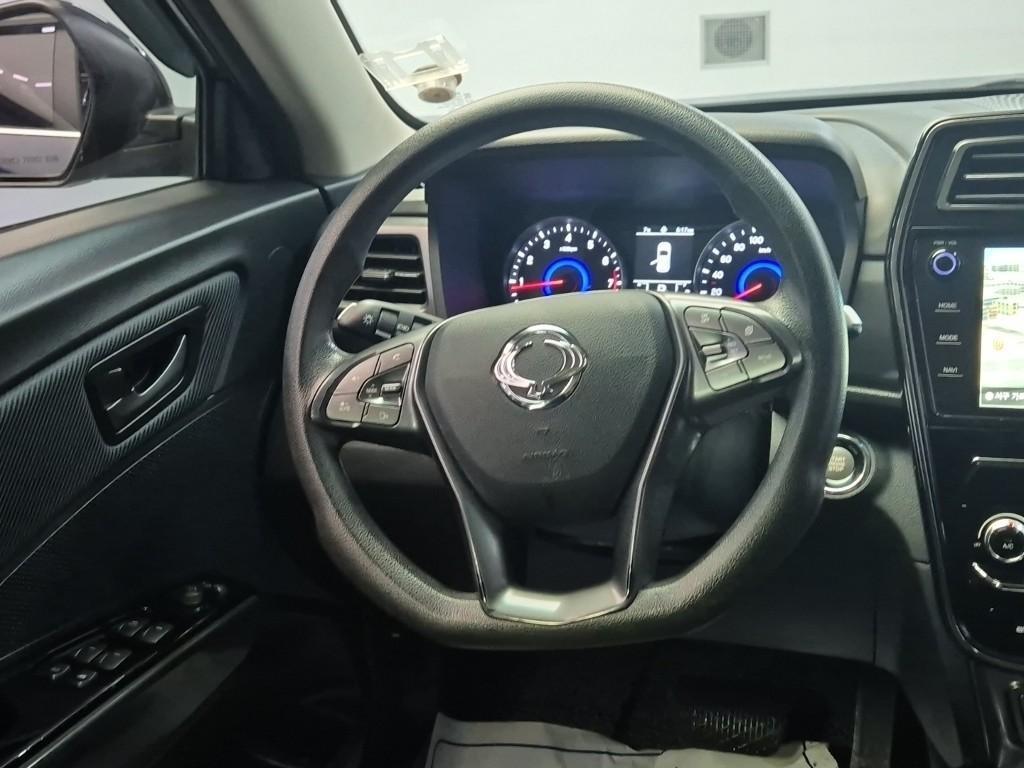 Ssangyong Tivoli - Vista 11