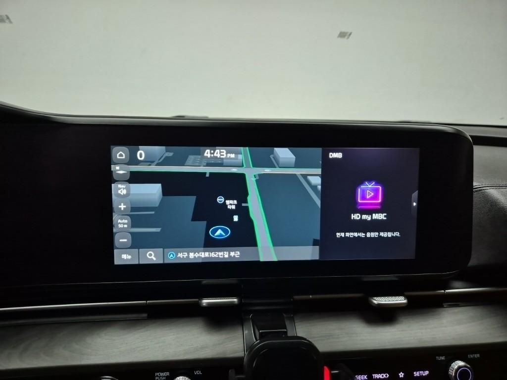 KIA Carnival - Vista 11