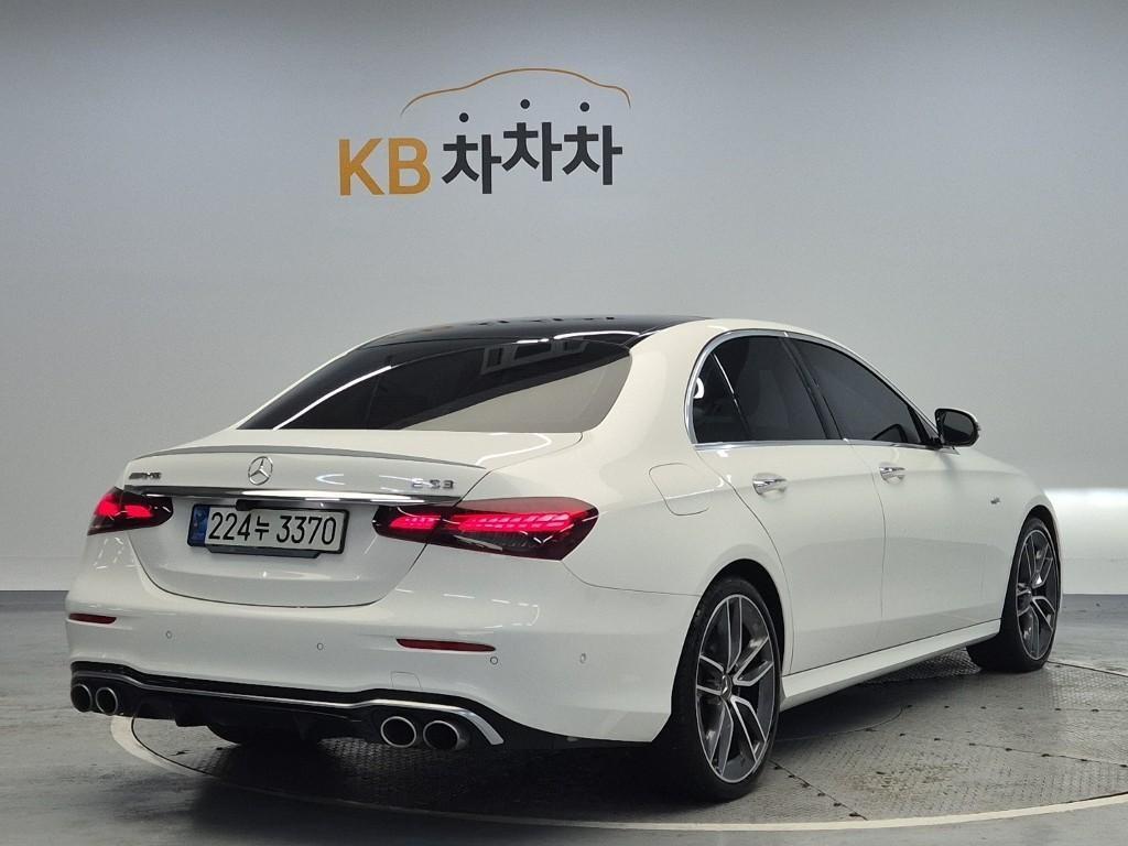 Mercedes Benz E class - Vista 3