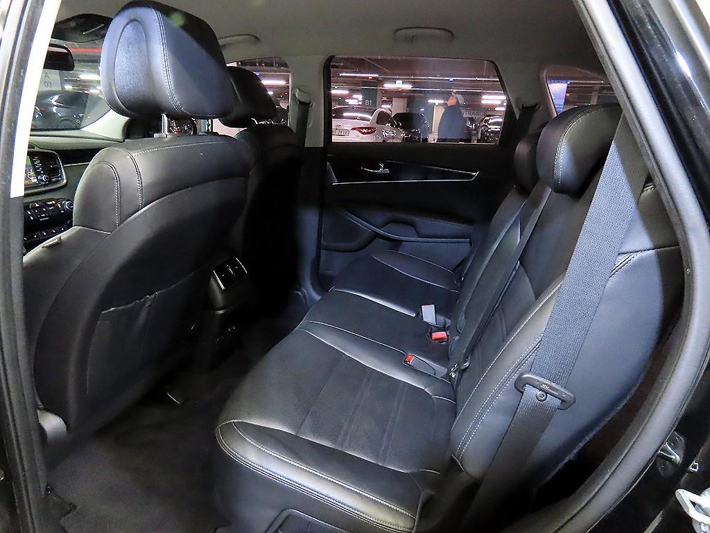 KIA Sorento - Vista 7