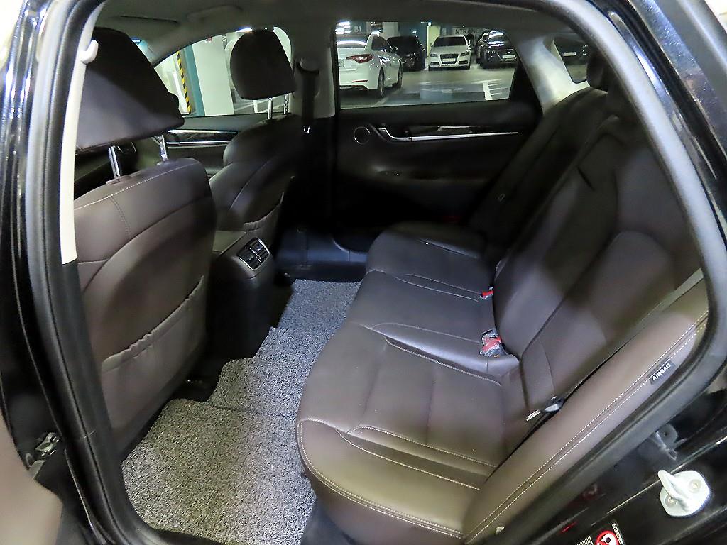 HYUNDAI Grandeur - Vista 7