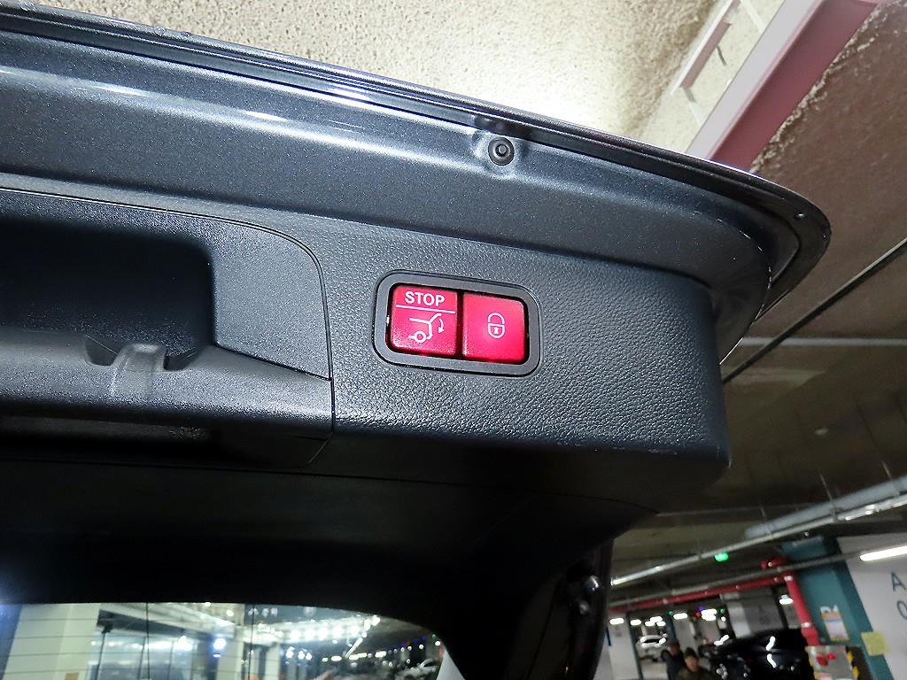 Mercedes Benz GLC Class 2018 Gris - Importación desde Corea - HF Imports Iquique - Foto 15