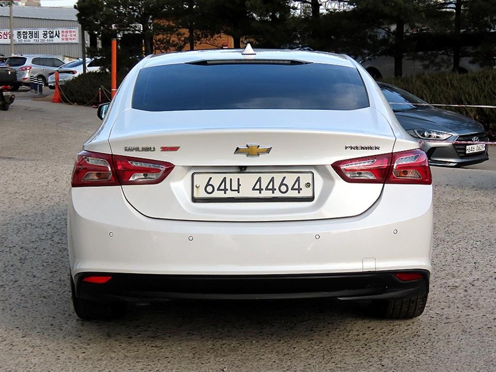 Chevrolet Malibu - Vista 4