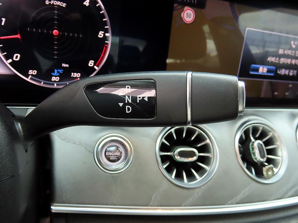 Mercedes Benz CLS Class - Vista 11