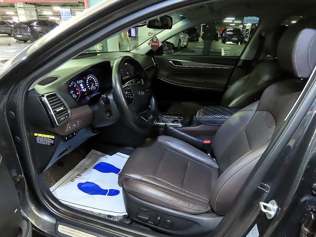 HYUNDAI Grandeur - Vista 6