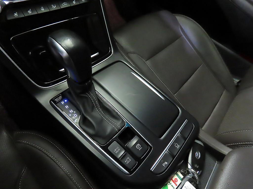 HYUNDAI Grandeur - Vista 12