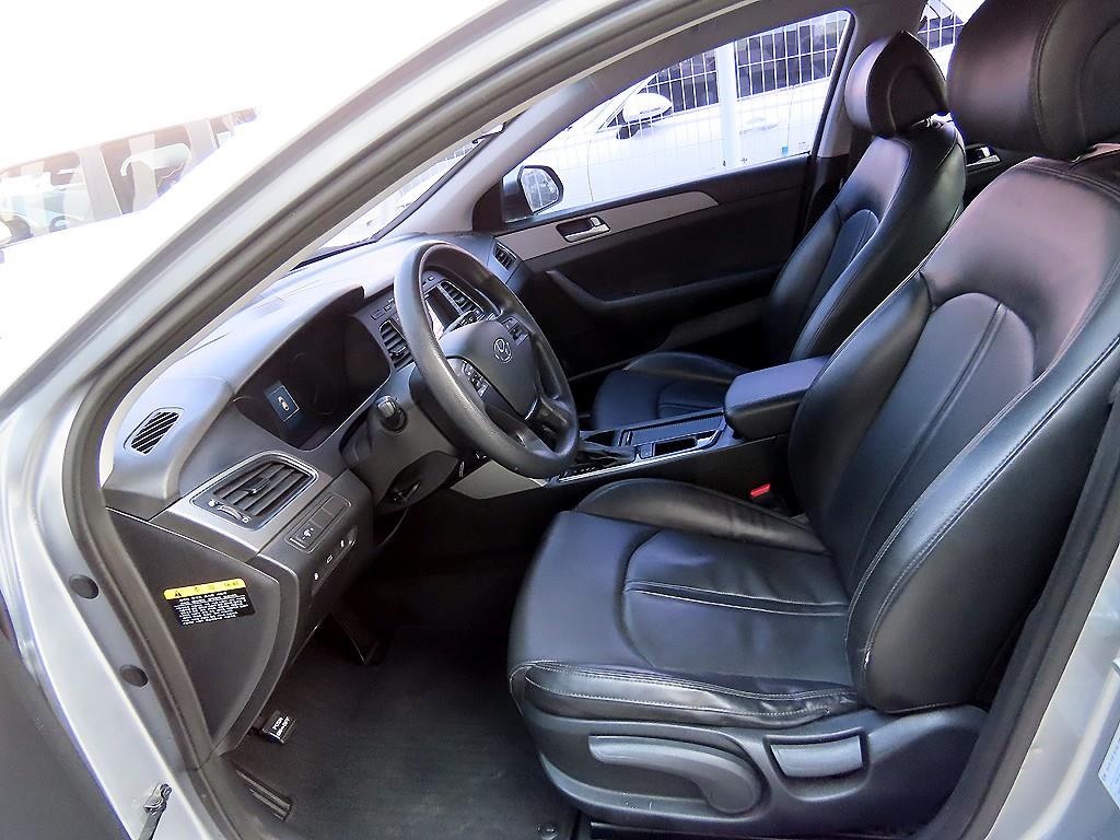 HYUNDAI Sonata - Vista 5