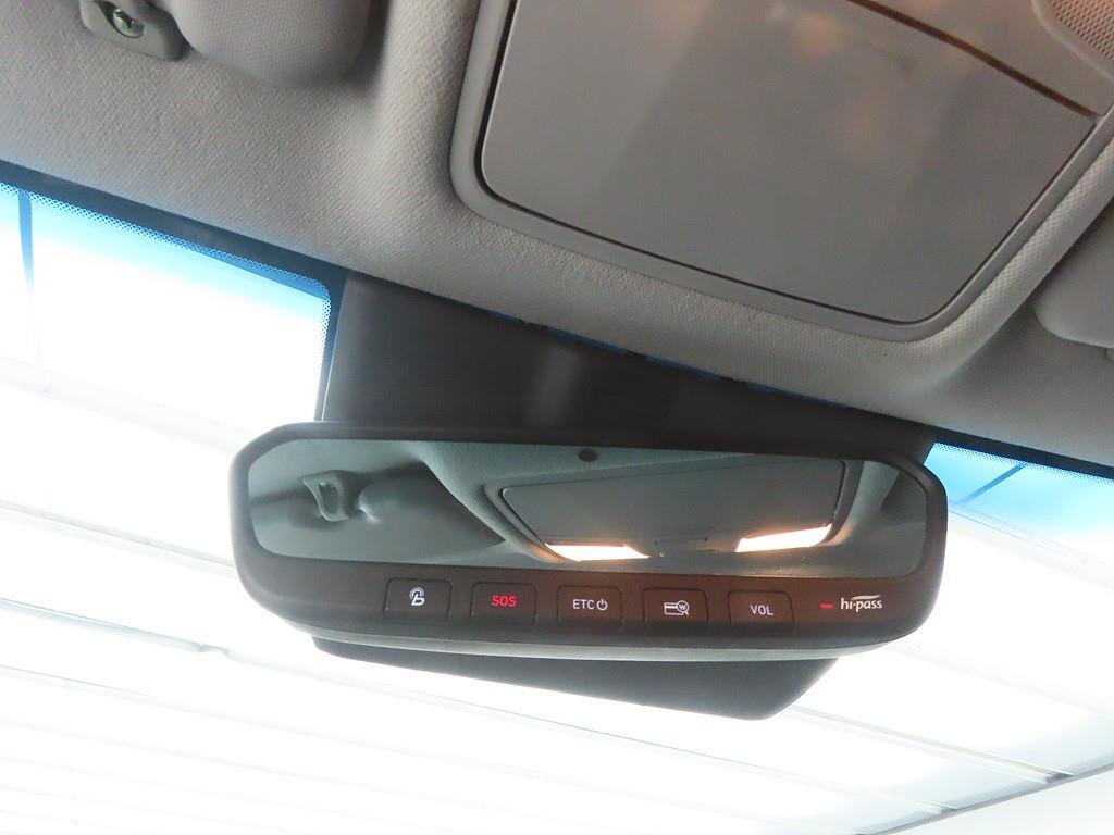 HYUNDAI Kona - Vista 12