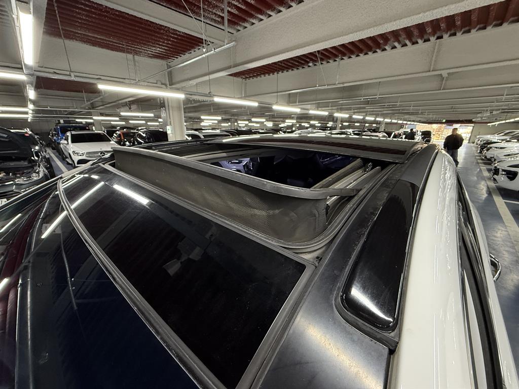 HYUNDAI Santa Fe - Vista 5