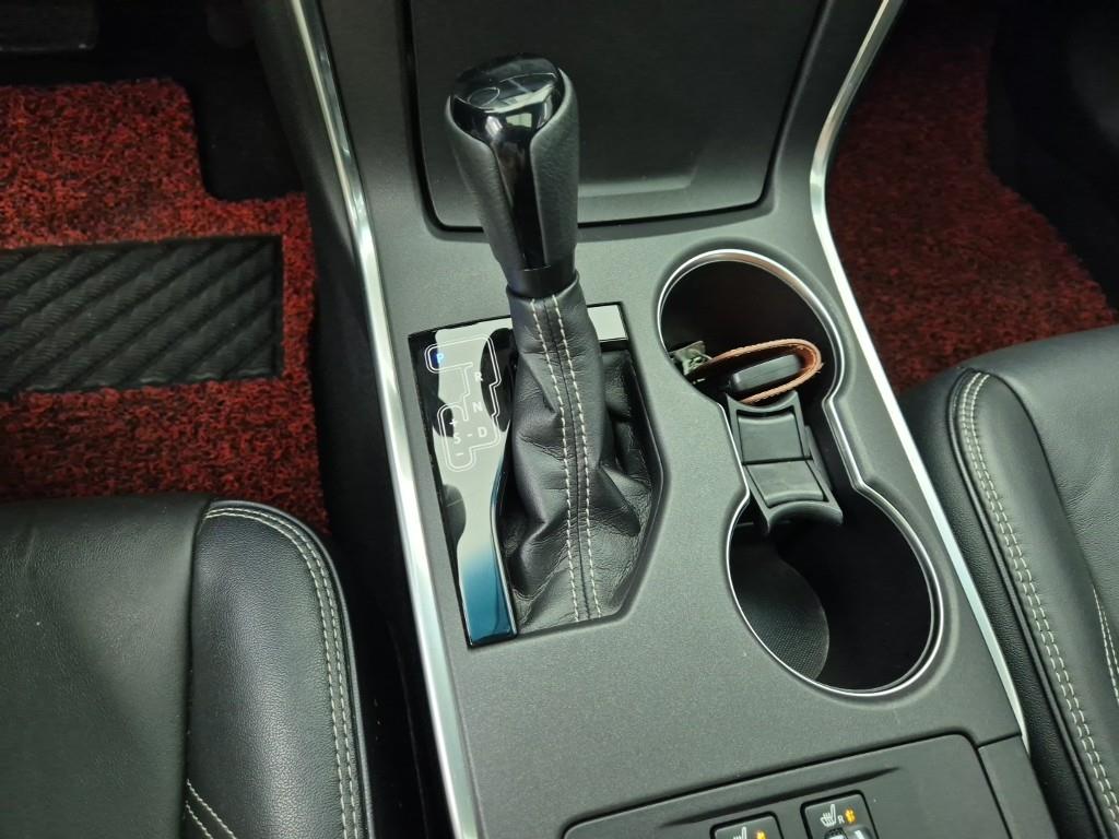 Toyota Camry - Vista 8