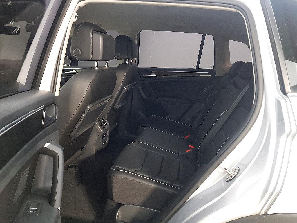 Volkswagen Tiguan - Vista 9