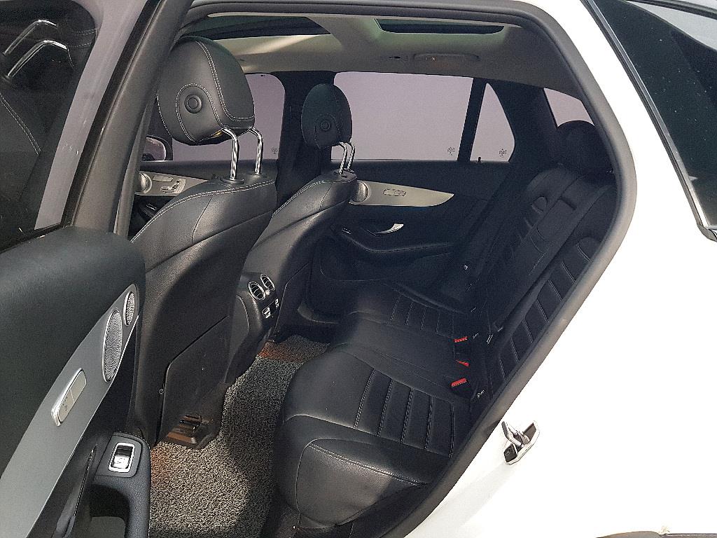 Mercedes Benz GLC Class - Vista 9