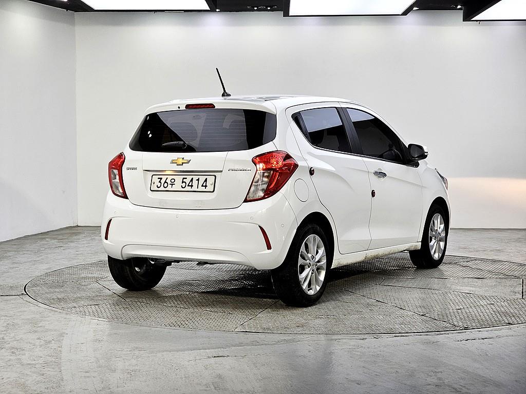 Chevrolet Spark - Vista 4