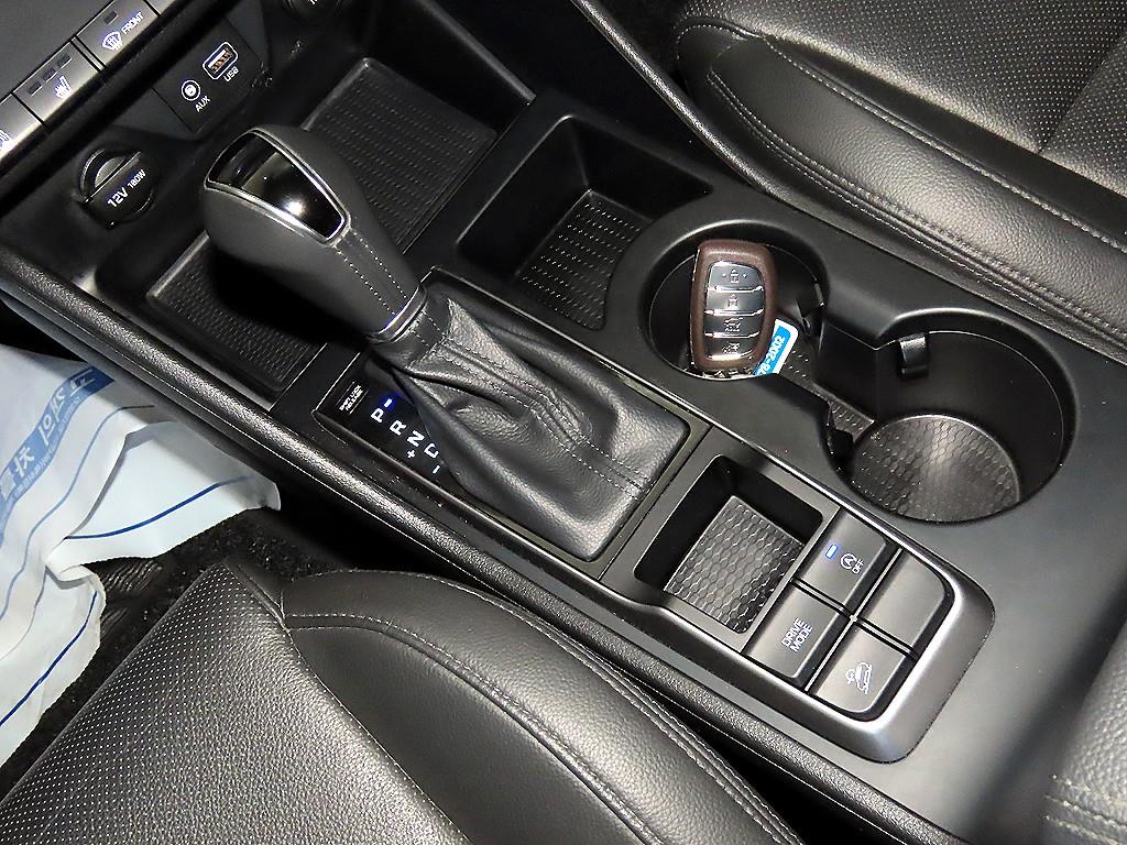 HYUNDAI Tucson - Vista 12