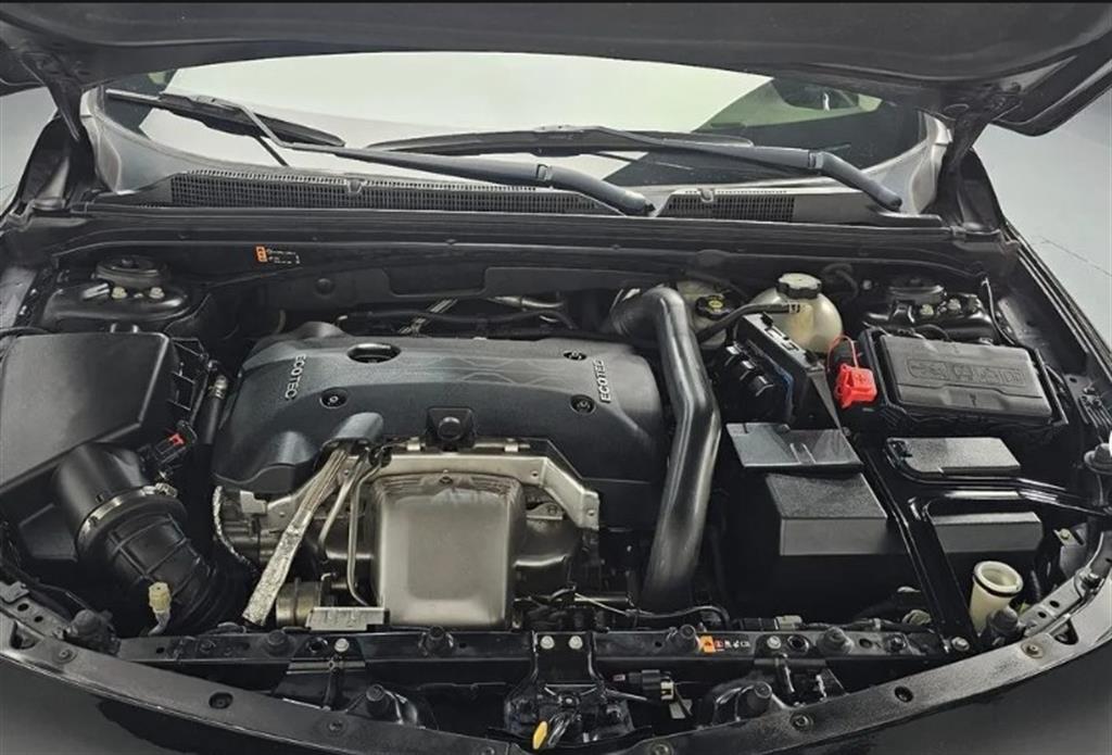 Chevrolet Malibu - Vista 6