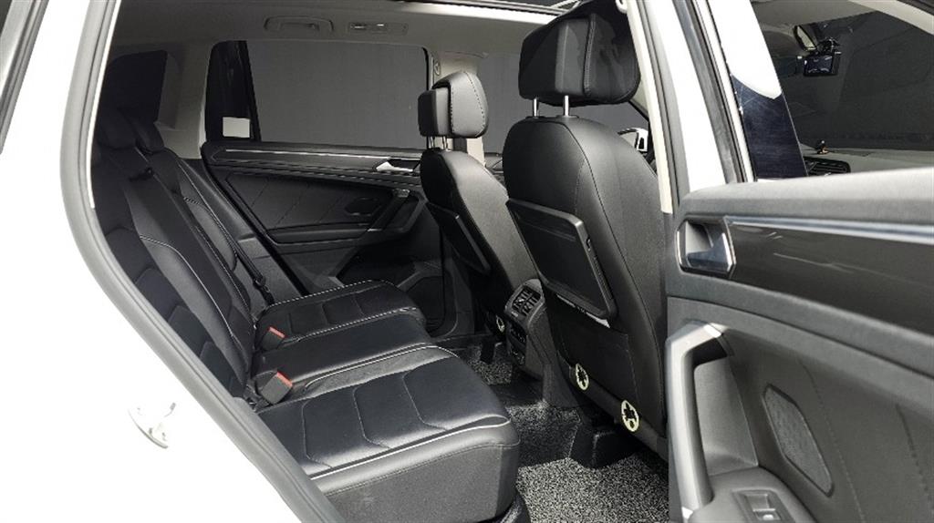 Volkswagen Tiguan - Vista 10