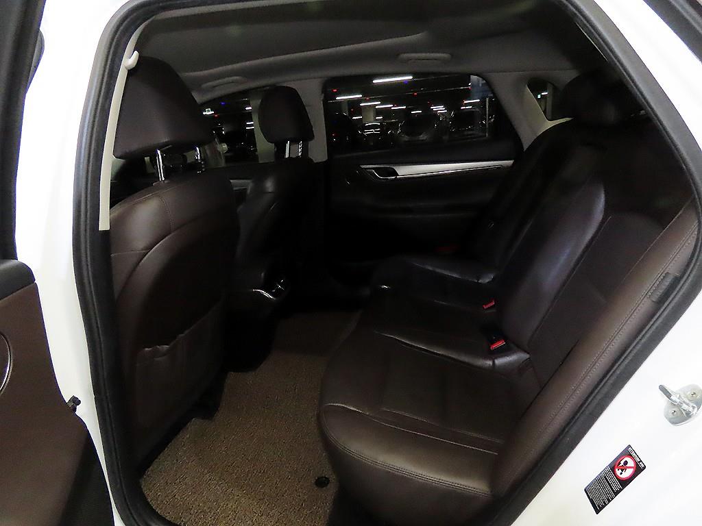 HYUNDAI Grandeur - Vista 7