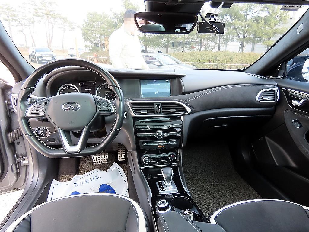 Infiniti Q - Vista 7