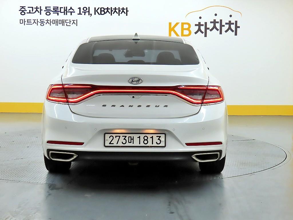 HYUNDAI Grandeur - Vista 3