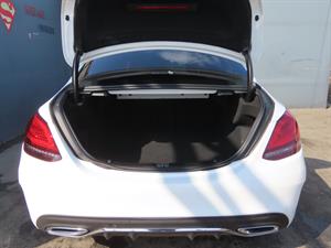 Mercedes Benz C Class - Vista 10