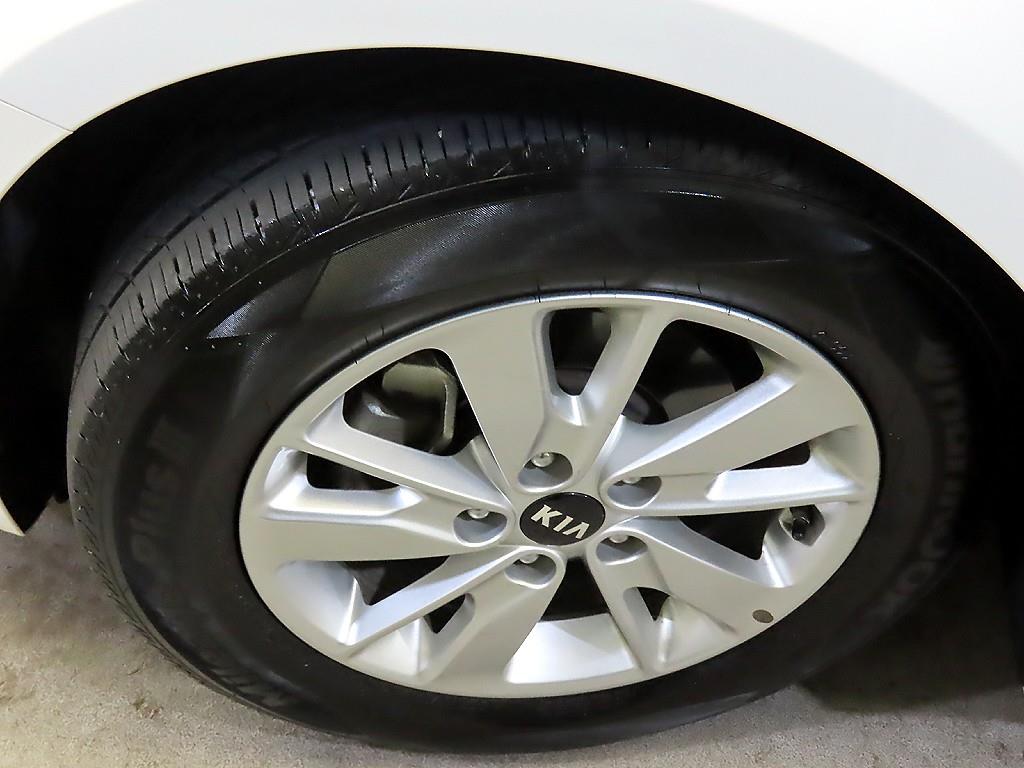 KIA K5 2017 Blanco - Importación desde Corea - HF Imports Iquique - Foto 18