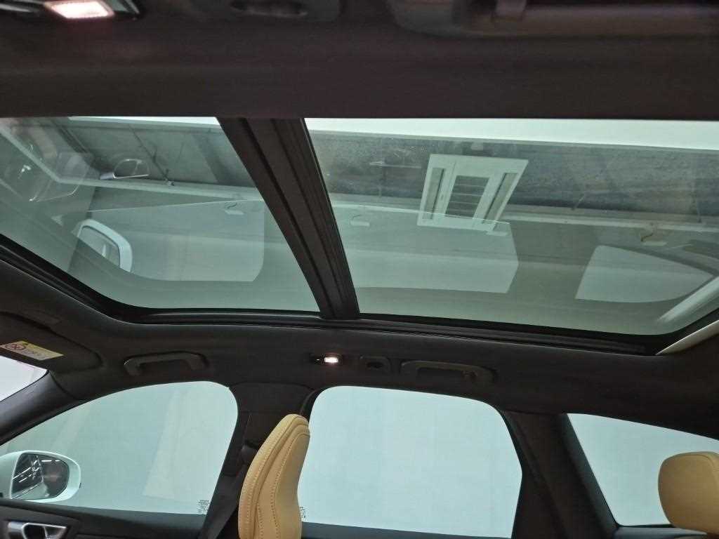 Volvo XC60 2025 Blanco - Importación desde Corea - HF Imports Iquique - Foto 13