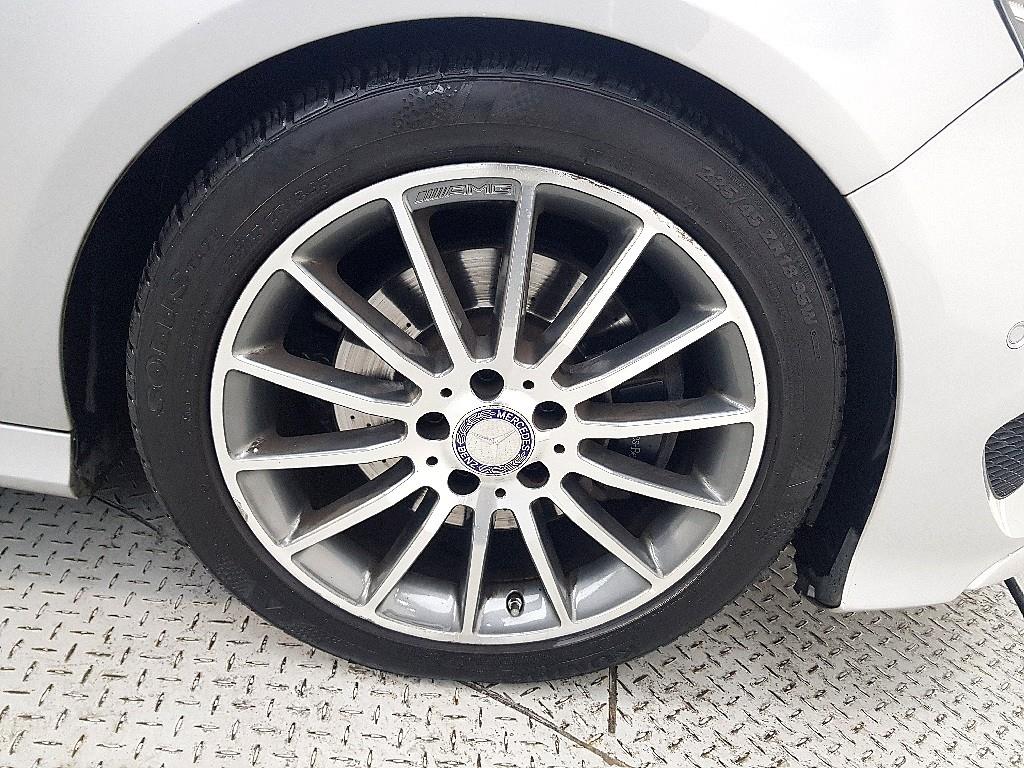 Mercedes Benz CLA Class 2016 Gris - Importación desde Corea - HF Imports Iquique - Foto 20