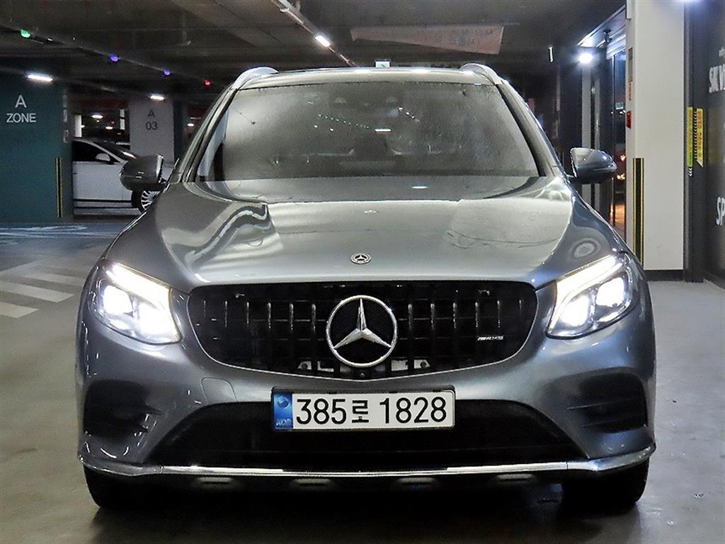 Mercedes Benz GLC Class - Vista 2