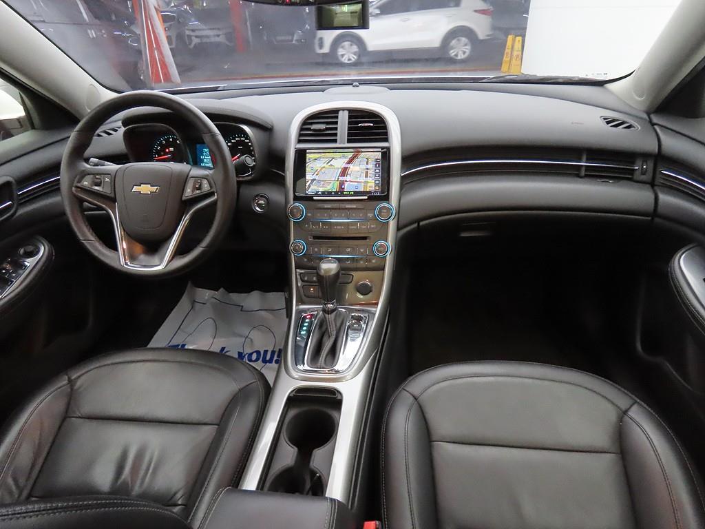 Chevrolet Malibu - Vista 5