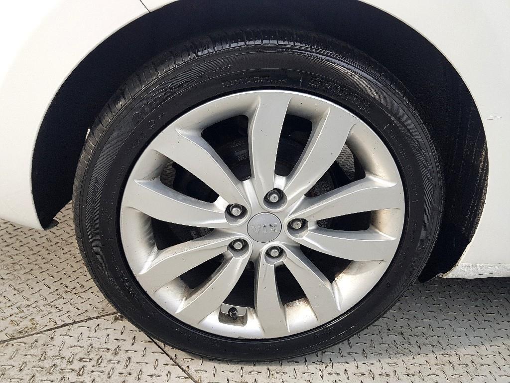 KIA Carens 2014 Blanco - Importación desde Corea - HF Imports Iquique - Foto 20