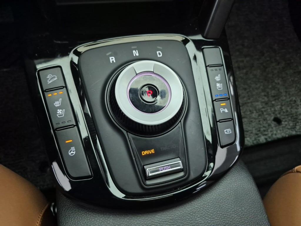 KIA Seltos - Vista 8