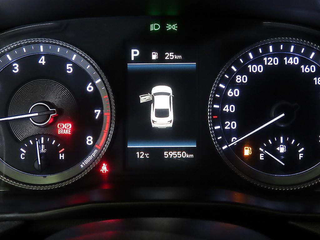 HYUNDAI Sonata - Vista 9