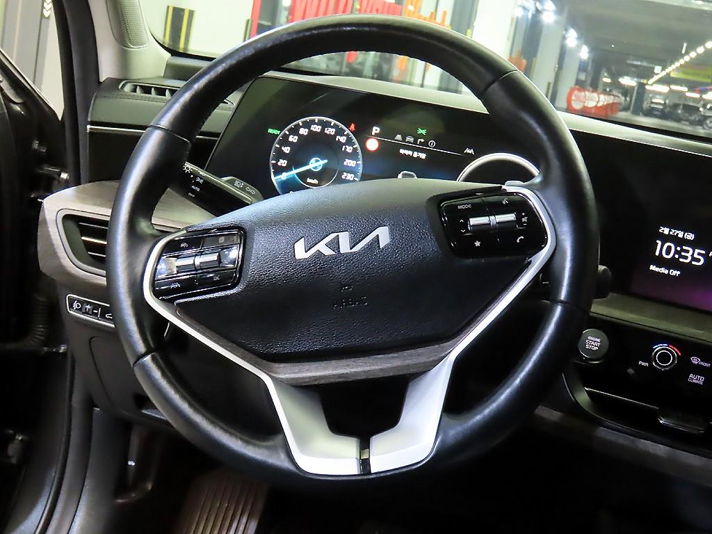 KIA K8 - Vista 8