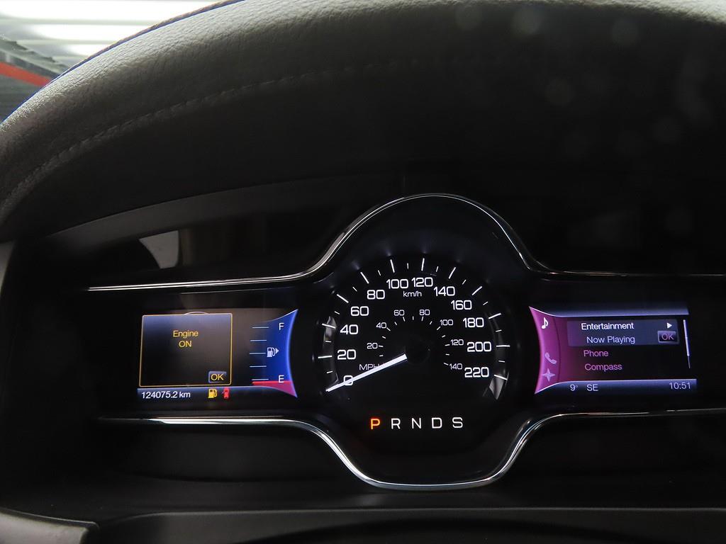 Lincoln MKS - Vista 9