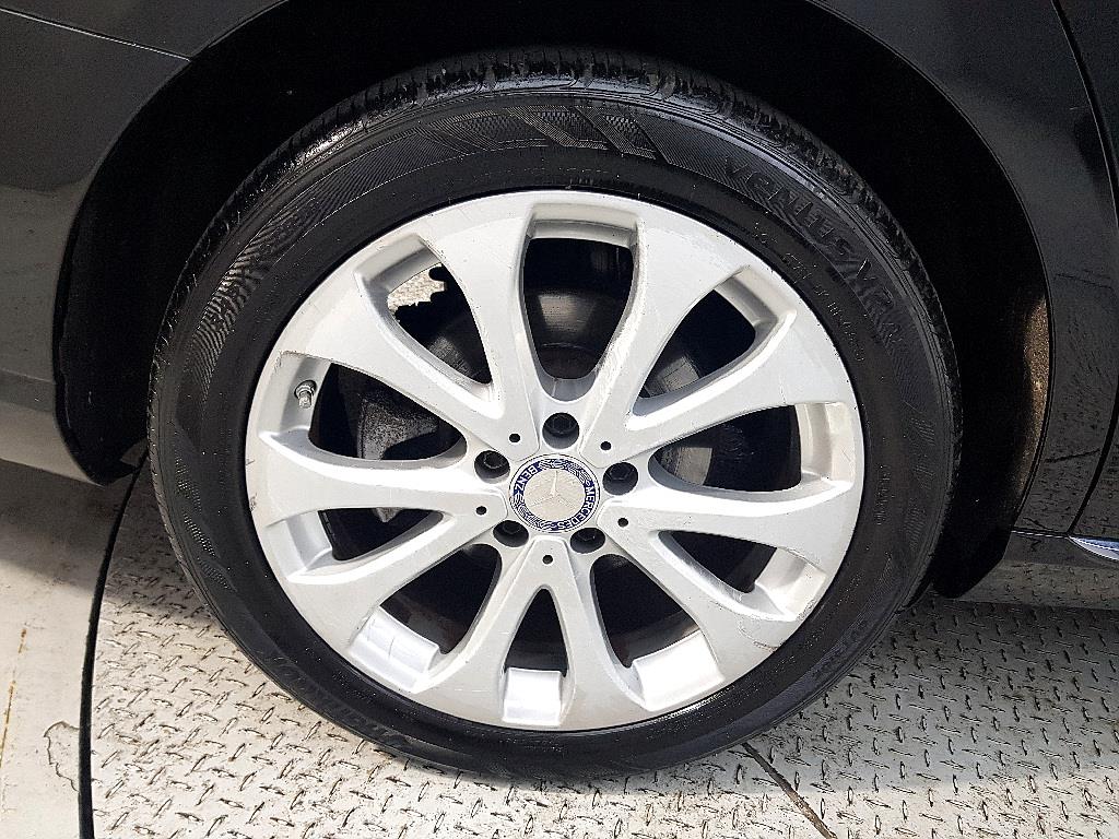 Mercedes Benz E class 2017 Negro - Importación desde Corea - HF Imports Iquique - Foto 20