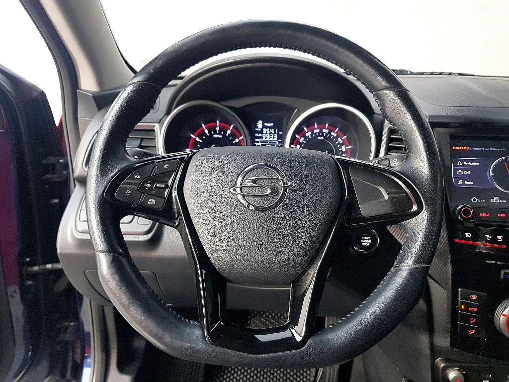 Ssangyong Tivoli - Vista 12