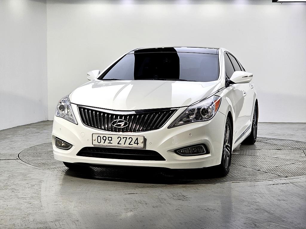 HYUNDAI Grandeur - Vista 2