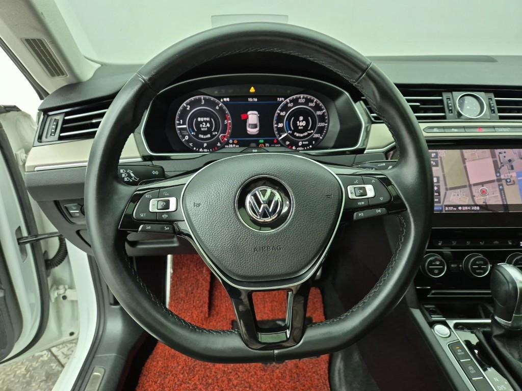 Volkswagen Arteon - Vista 9