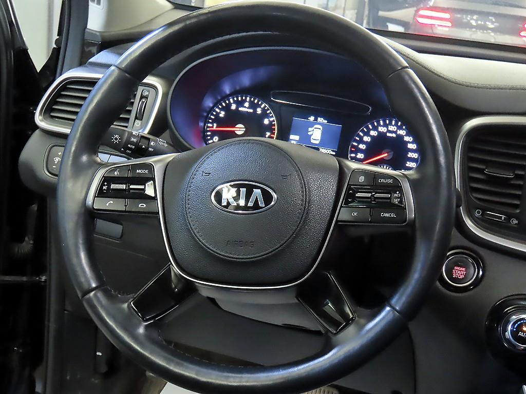 KIA Sorento - Vista 8