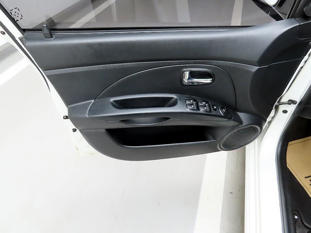 KIA Morning - Vista 11