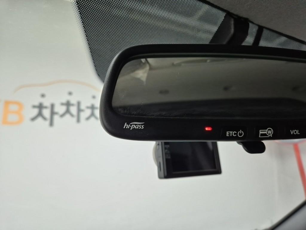 HYUNDAI Starex 2019 Blanco - Importación desde Corea - HF Imports Iquique - Foto 16