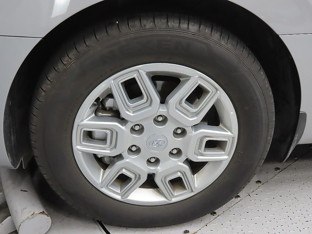 HYUNDAI Staria - Vista 9