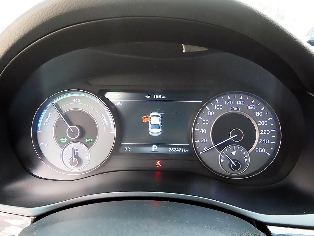 KIA K7 - Vista 9