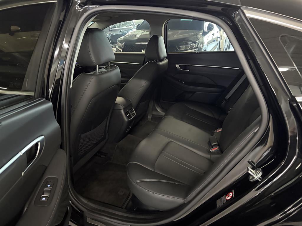 HYUNDAI Sonata - Vista 10