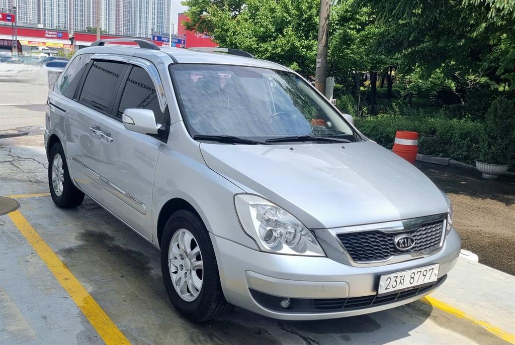 KIA Carnival - Vista 6