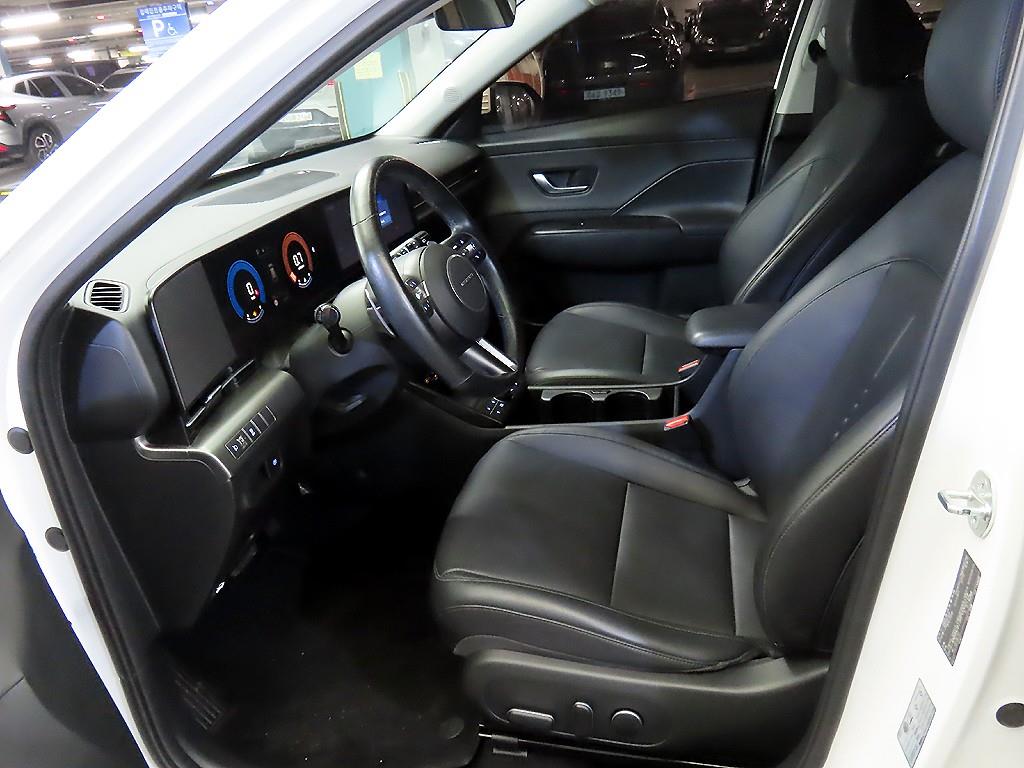 HYUNDAI Kona - Vista 5