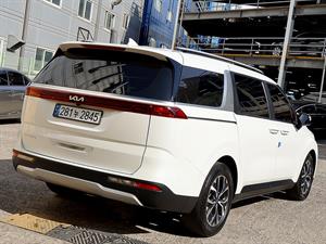 KIA Carnival - Vista 8