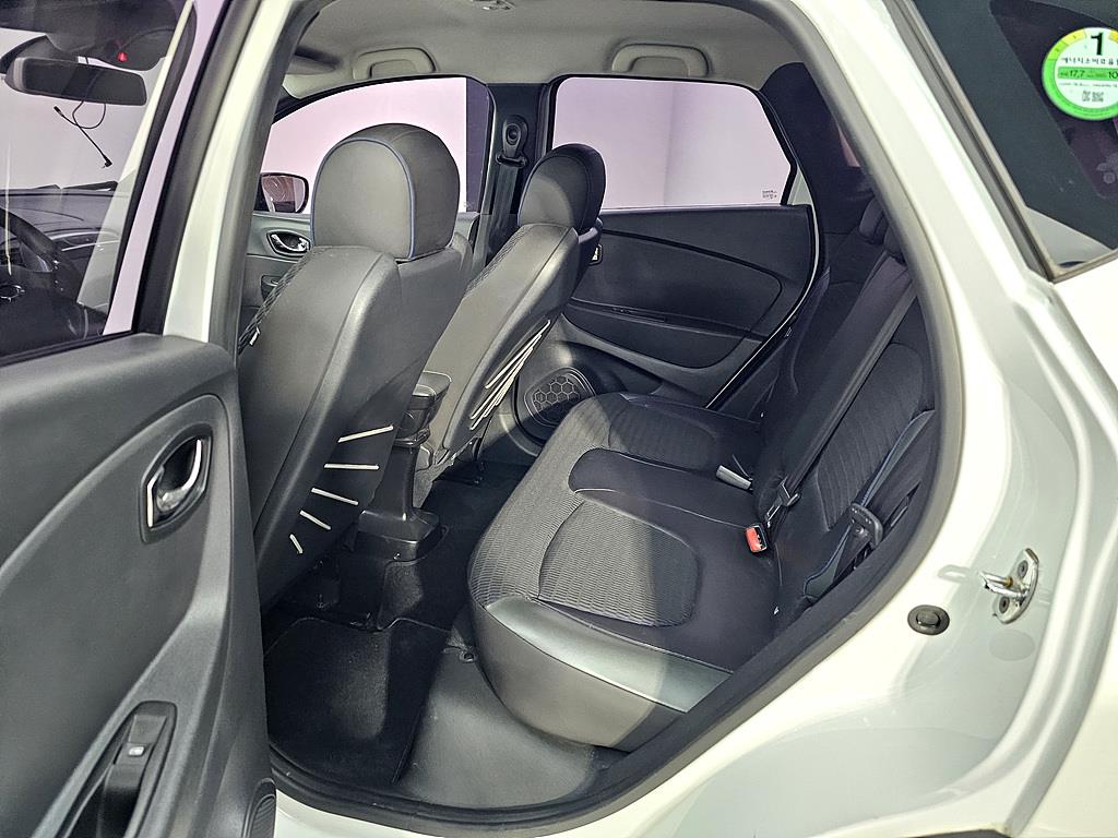 SAMSUNG QM3 - Vista 9